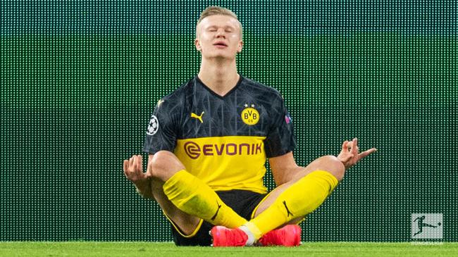 每体：德科为巴萨明夏锁定多名中后卫，首选水晶宫的格伊（每体：德科为巴萨明夏物色多位中卫，水晶宫中卫格伊成首选）