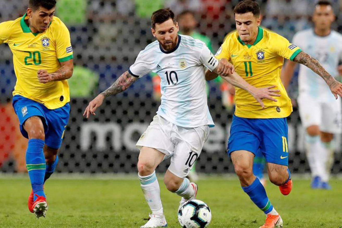 奥克兰vs惠灵顿凤凰首发：兰德尔领衔！布里默、埃泽在列（奥克兰战惠灵顿凤凰首发公布：兰德尔挂帅，布里默、埃泽入选）