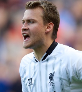 卡萨诺盛赞劳塔罗：他已经4年没去休假了，批评他的人真无知（卡萨诺力挺劳塔罗：连续四年未休假仍被质疑，批评者实在无知）