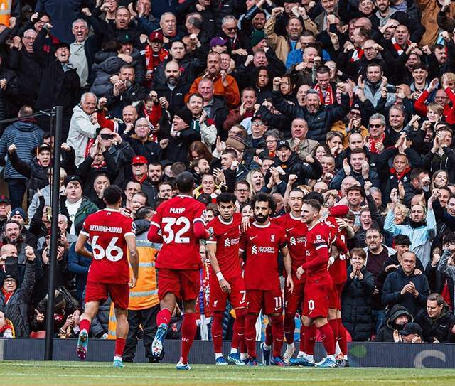 1米72女版库里！田中心单节三分5中5砍21分，带队胜中国（身高1米72的女库里！田中心单节三分5投全中砍21分，率队击败中国）