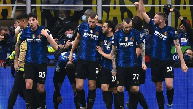 埃弗顿球员手球未被判点球，桑德兰球迷愤怒（埃弗顿疑似手球未判点球，桑德兰球迷强烈不满）