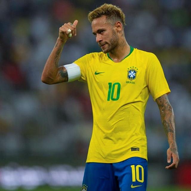 攻陷王子公园，拜仁是首支欧冠客战巴黎取得三连胜的球队（拜仁欧冠客场对巴黎豪取三连胜，成史上首支在王子公园达成三连胜的球队）