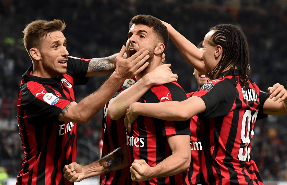 王楚钦避免0-3完败！樊振东队长也学会抓他漏洞，球迷炮轰教练组