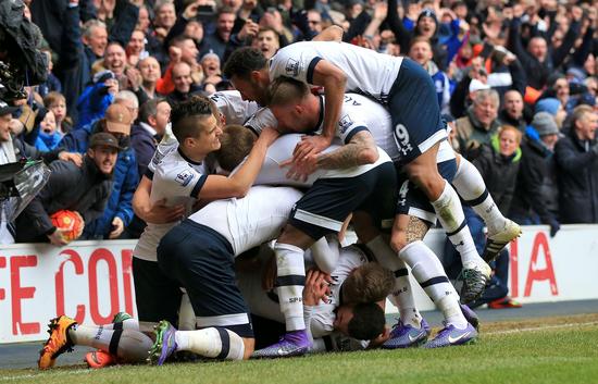 活塞单节净胜16分，三节得分破百领先25分打花老鹰（活塞单节赢16分，三节破百领先25分，提前打崩老鹰）