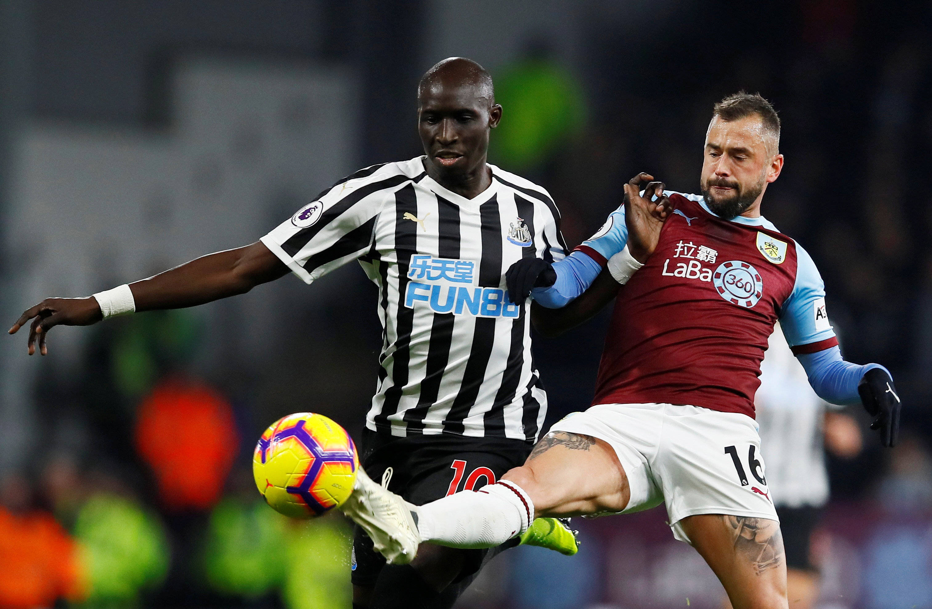 全景一览：中超中甲中乙落幕，来看三级联赛冠军+升降级球队（中超中甲中乙落幕：三级联赛冠军与升降级全览）