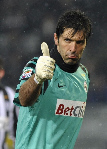 从亚马尔位置变化看世界足坛发展潮流