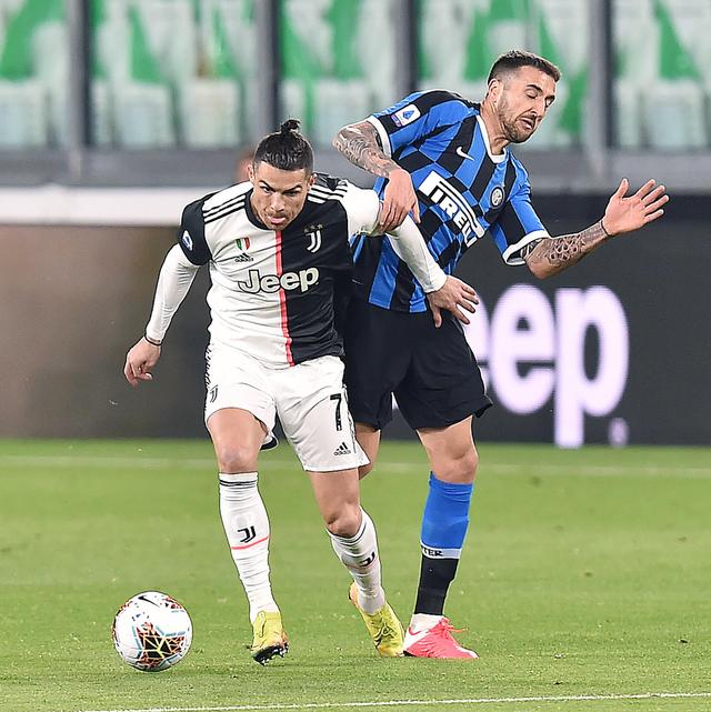 邓涵文社媒发文告别三镇：感谢俱乐部和这里的所有人