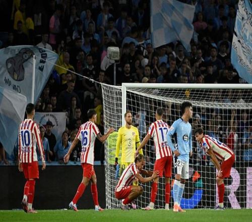 自贡一女士购买川超门票被骗，陆续转账13万余元（自贡女子购川超球票遭诈骗，累计转出13万余元）