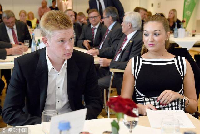 里程碑！约基奇生涯助攻数超越乔丹，升至历史第52位（约基奇生涯助攻超越乔丹，历史排名升至第52位）