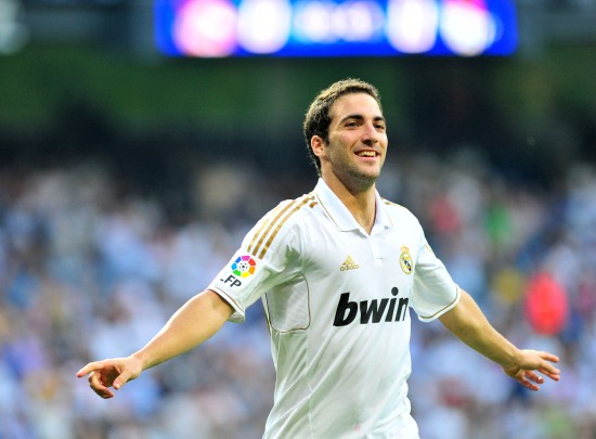 西甲前瞻：莱万特主场一颓到底，毕尔巴鄂遭遇伤停打击（西甲前瞻：莱万特主场颓势难止，毕尔巴鄂遭伤停困扰）