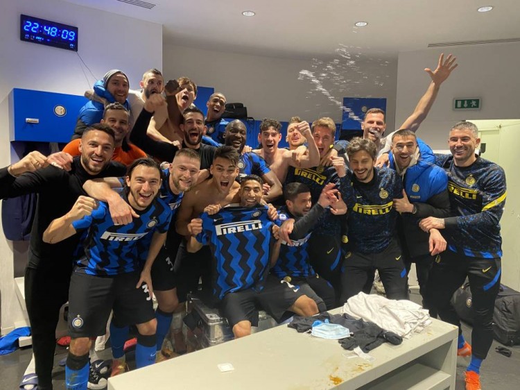 记者：帕拉西奥斯或1月租借离队，巴西&墨西哥俱乐部对其有意（帕拉西奥斯或将一月租借离队，巴西与墨西哥球队有意）