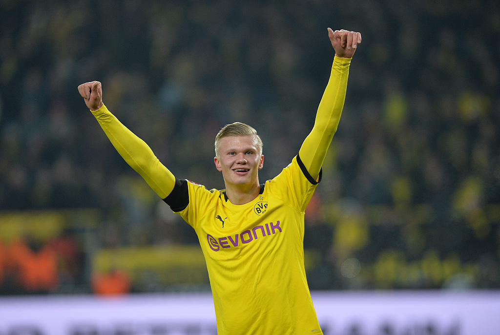 松岛辉空张本美和3比0横扫西班牙组合晋级（松岛辉空携手张本美和3比0完胜西班牙组合晋级）