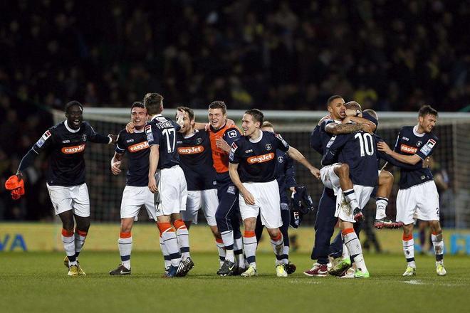 穆勒：卡尔在享受努力提高的过程，同时也在享受比赛的乐趣（穆勒：卡尔既享受刻苦提升的过程，也享受比赛的快乐）